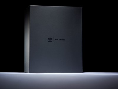 RAF Simon Replicant Ozweego Belgium pack