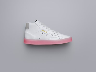 adidas Originals - Sleek FebLook - Angle