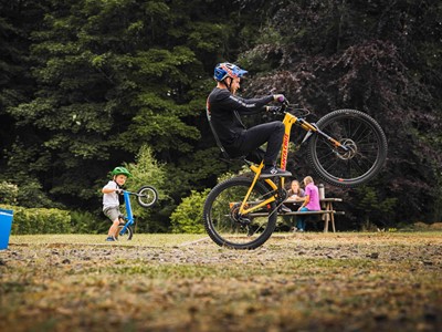 Do A Wheelie - Find The Balance Point - PC Dave Mackinson