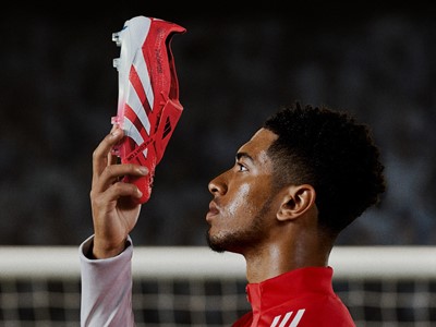 h24294 ss25 player bellingham predator mp1 player product adored 01 social crops 16 9