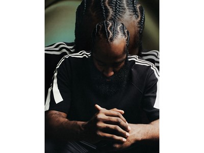 h24560 look1 hv10 0125 1370636