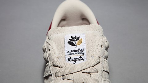 adidas Magenta 5