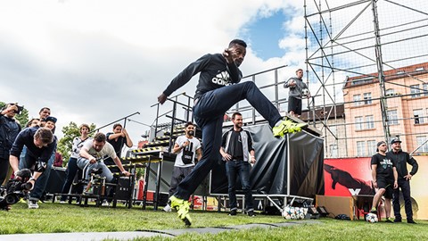 adidas football revolution 2