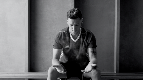 OZIL NEVERFOLLOW PR STILL 20