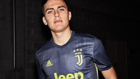 FW18 AClubs 2D Juventus THIRD DYBALA 3353