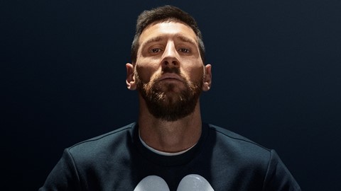 ’MESSI 15 YEARS’ NEMEZIZ pack