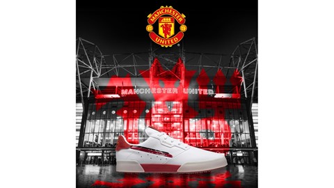 The Course Meets the Pitch with Limited Edition Manchester United Footwear