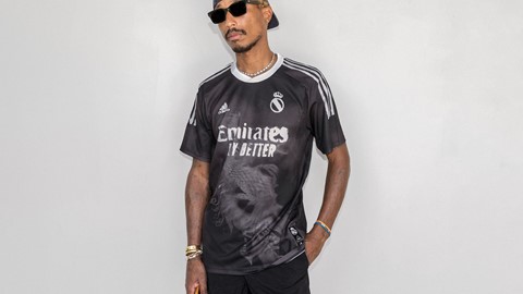 PHARRELL WILLIAMS WEARING REAL MADRID JERSEY