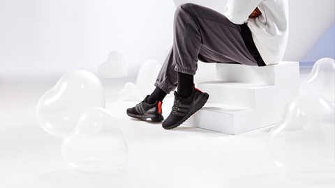 Shot_27_Day_03_ULTRABOOST_KEONE_6321-02-FINAL-RGB