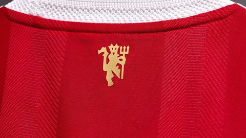 MANCHESTER UNITED 2021/22 HOME JERSEY