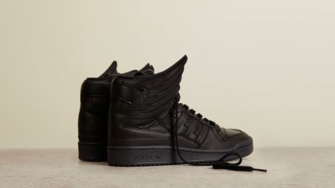 SS22 Jeremy Scott New Wings