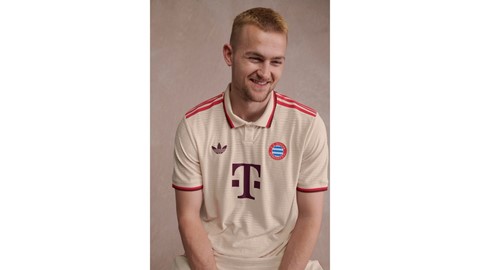 FC Bayern Third Jersey