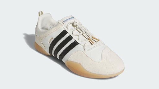 adidas BAD BUNNY BALLERINA OFF WHITE/CORE BLACK/GUM