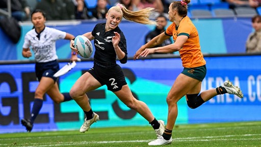 From rising star to superstar Black Ferns Sevens Jorja Miller was named the HSBC Women s Sevens Player of the Year