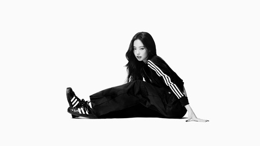 JENNIE
