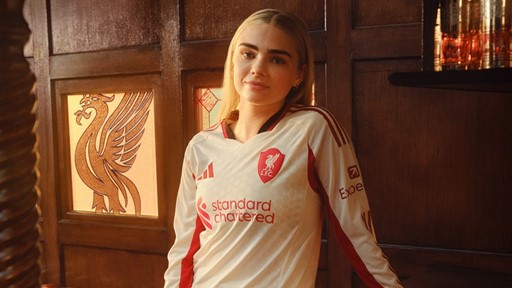 lfc fw25 away sofie lundgaard jv6445 0094 rgb 16 9