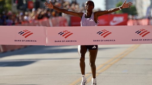 Hawi Freyas won the Chicago Marathon