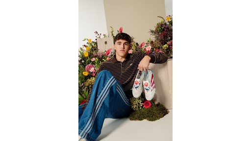 The Football Gal Predator Pau Cubars