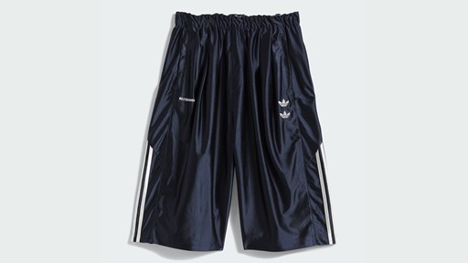 Chavarria Dazzle Snap Short