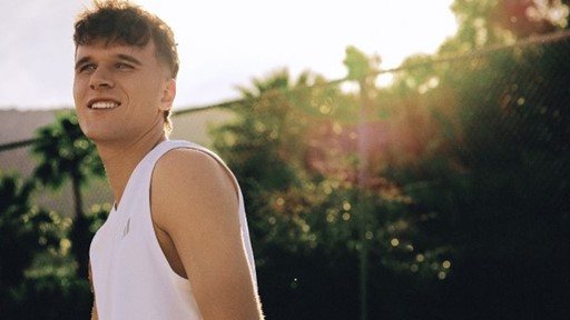 adidas-tennis-star-jakub-mensik-brings-the-vibes-to-the-court-ahead-of-the-us-open-