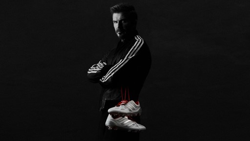 h24780 fw26 db x predator precision player david beckham shot 03 038 social crops 16 9