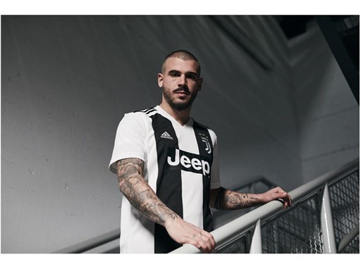 Adidas News Stream Adidas Football Revela El Nuevo Uniforme Local De Juventus Para La Temporada 2018 19