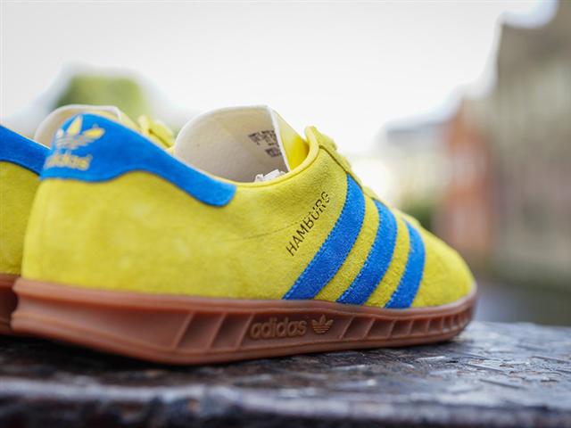 blue and yellow adidas hamburg