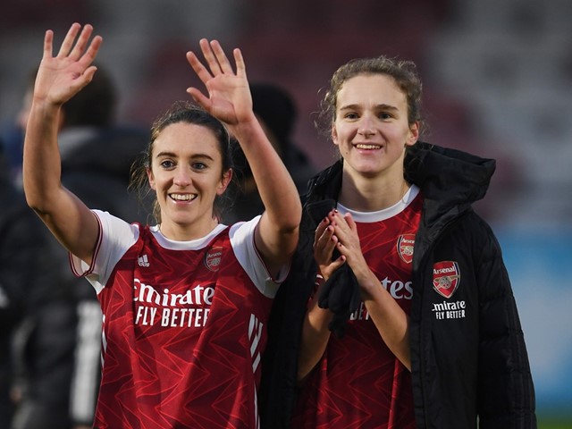 Vivianne Miedema and Lisa Evans Rainbow Laces