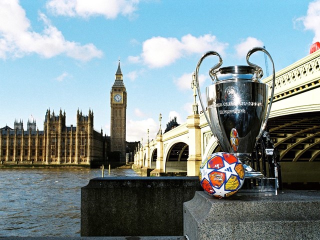 Balón adidas UEFA Champions League Final London 2024