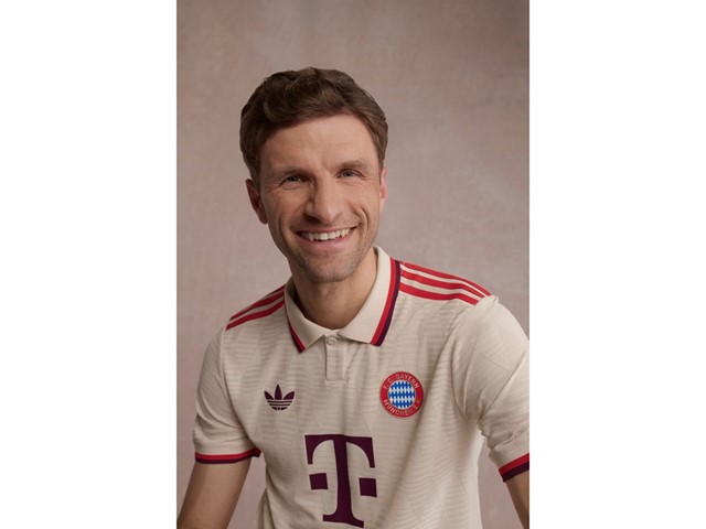 FC Bayern Third Jersey