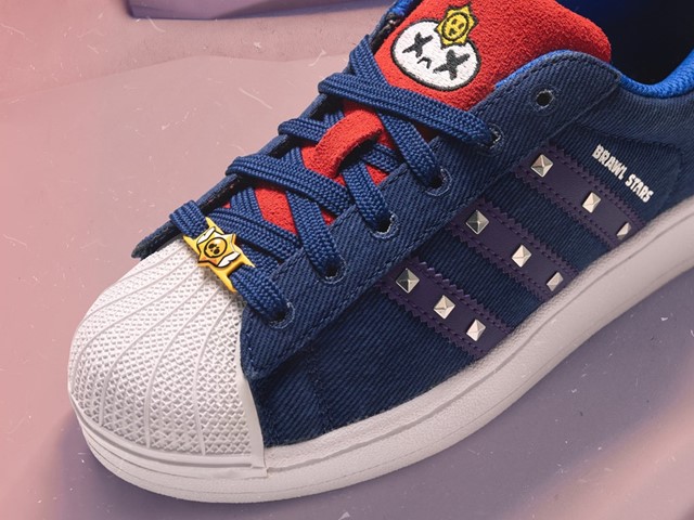 adidas e Brawl Stars Superstar