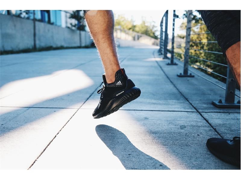 adidas alphabounce triple black