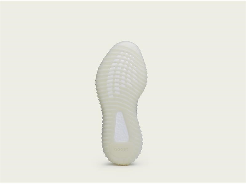 yeezys 350 v2 cream white