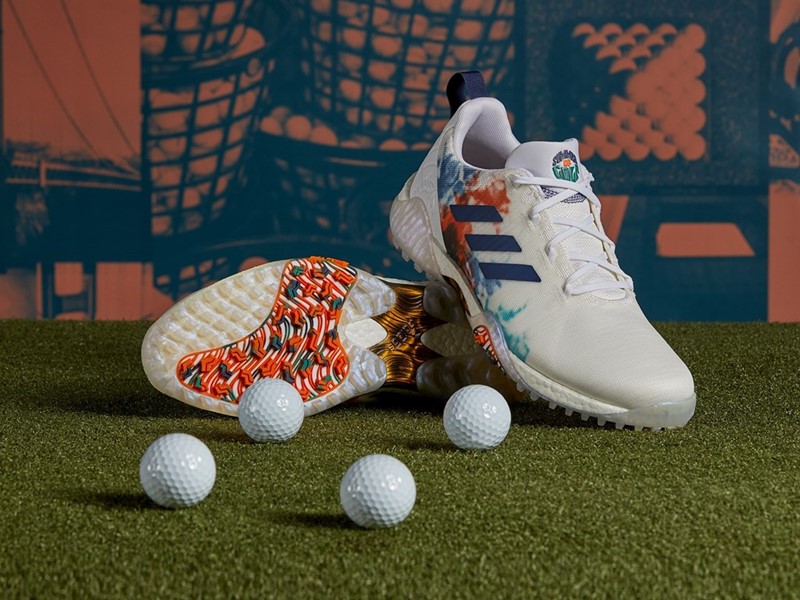 virtueel ~ kant Meevoelen An Open Invitation to the Summer of Golf with Limited-Edition CODECHAOS  Footwear