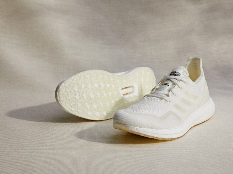 Musgo problema Pato ULTRABOOSTS OF TOMORROW: ALL NEW DROPS TO HELP END PLASTIC WASTE
