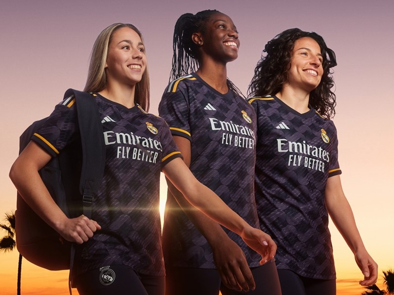 Real madrid store jersey 2019 away