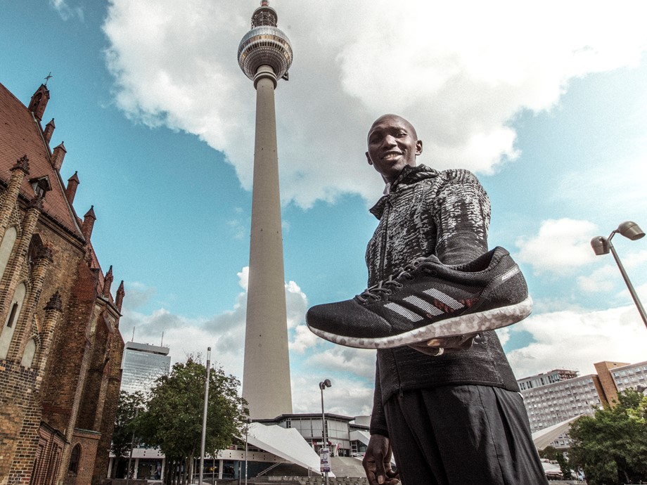 Adidas hot sale alexanderplatz berlin