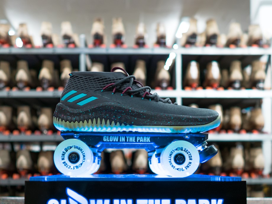 adidas Damian Lillard Roll with Dame 4 Glow in the Park