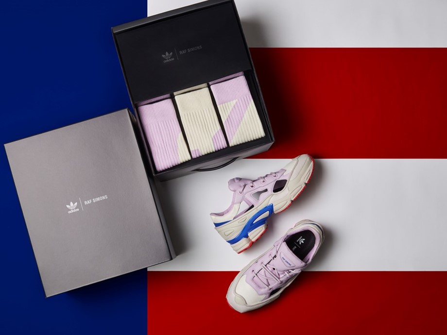 Enlighten Også Identificere To Celebrate Fourth of July, adidas by Raf Simons Drops RS Replicant Ozweego  Pack in USA Colors