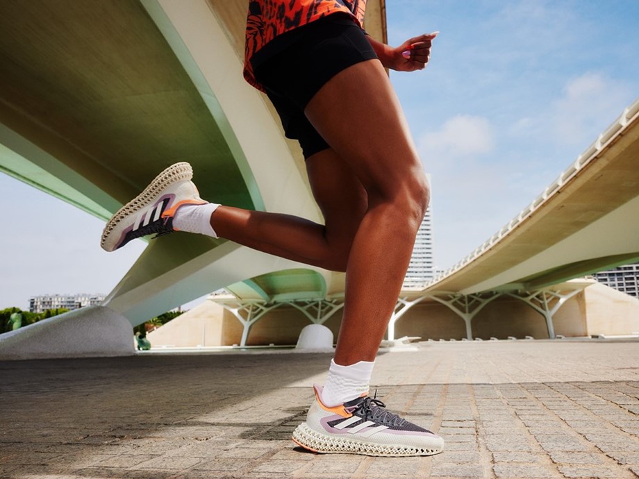 The science behind Adidas's new world-record running shoe | WIRED UK