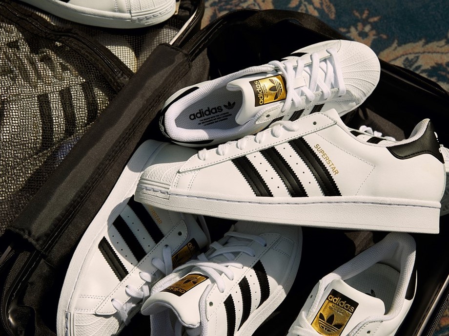Sovesal George Hanbury bremse adidas Originals Celebrates the Power of Community with the Home of  Classics Spring/Summer 2023 Campaign