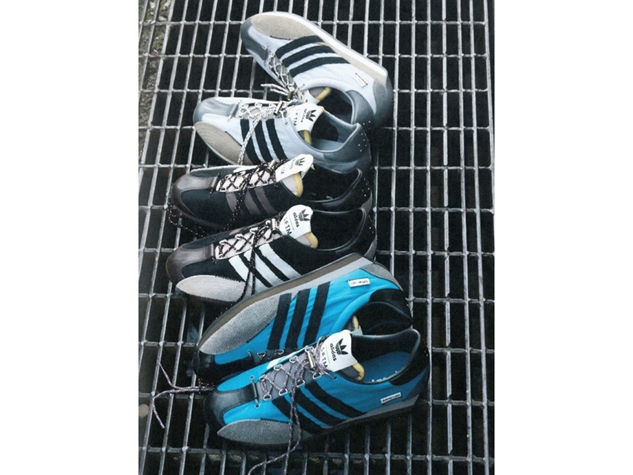 Adidas china hotsell model song