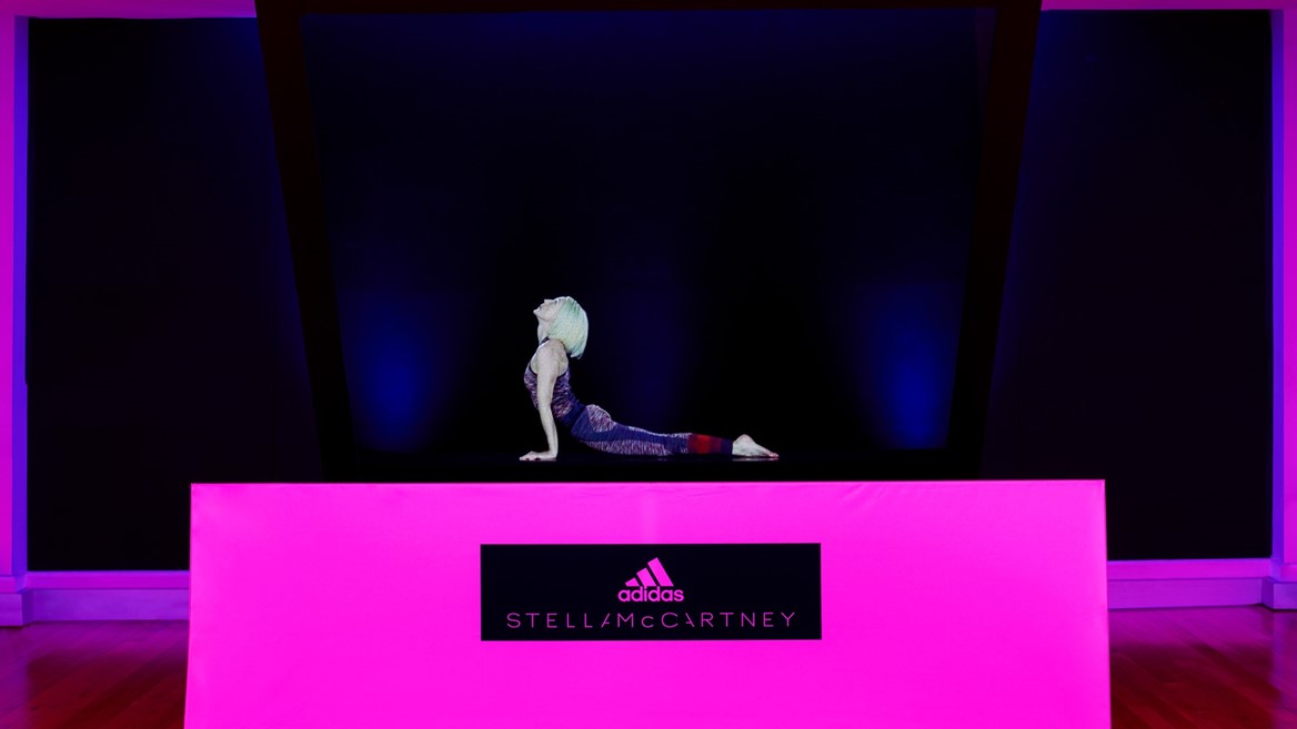 aSMC x Bandier_SS18_Hologram