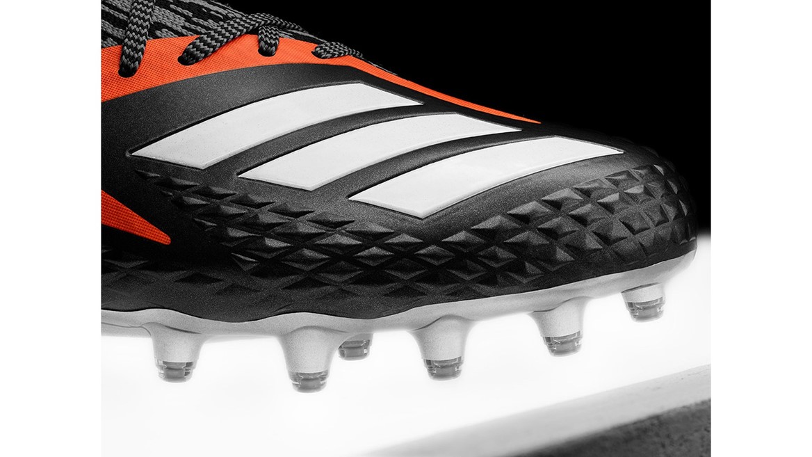 adidasFballUS FreakUltra Ironskin