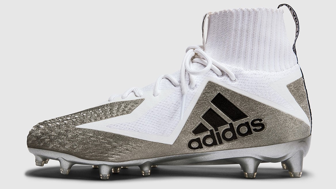 adidasFballUS FreakUltra VonMiller Medial 01
