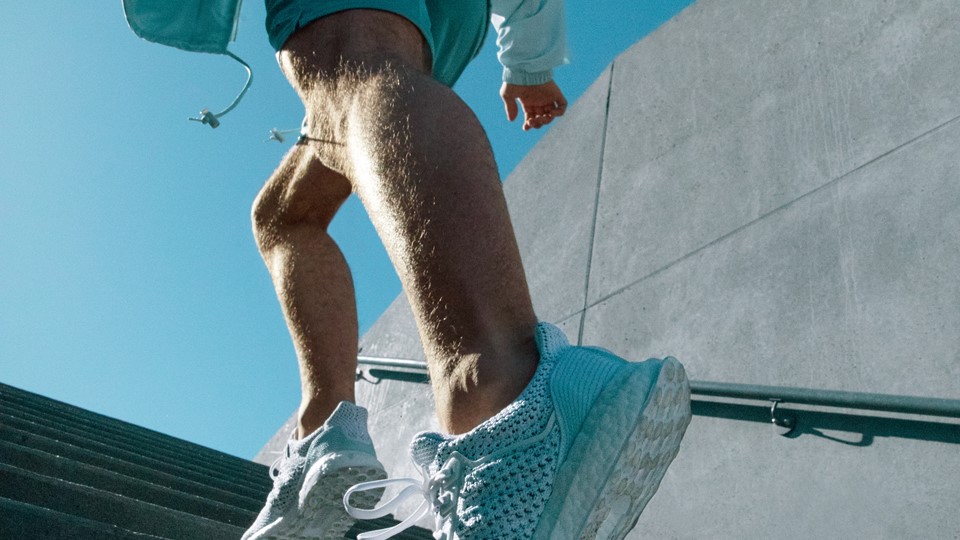 LTD UltraBOOST Paröey in-action