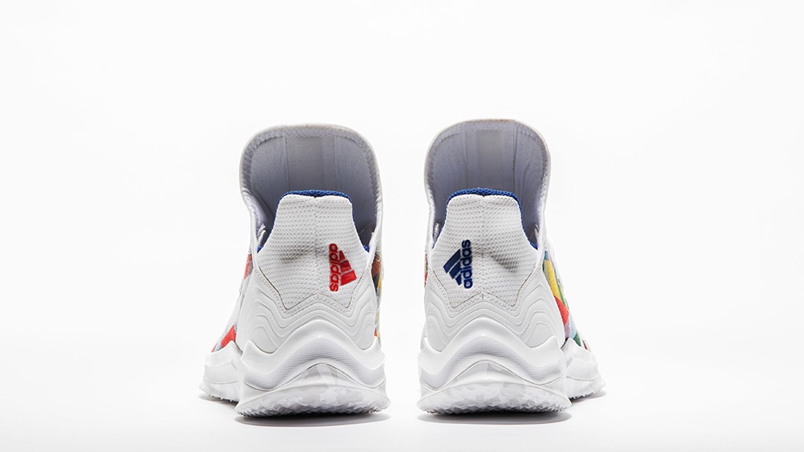 adidsaBaseball NationsPack Trainer 08