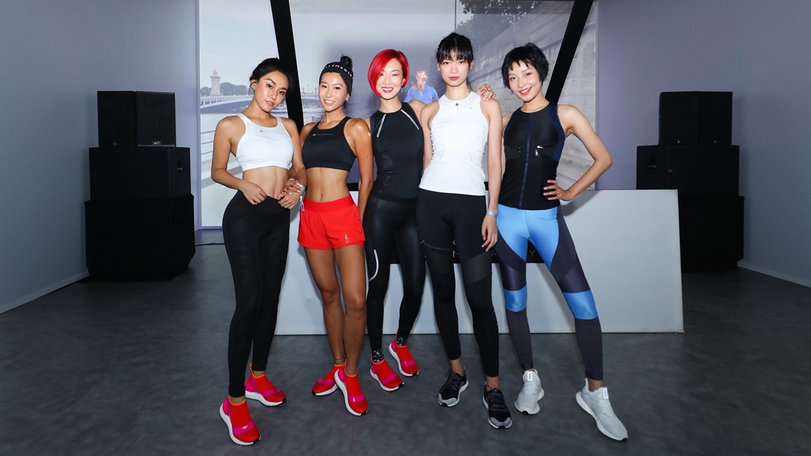 Influencers Experience Hologram Run