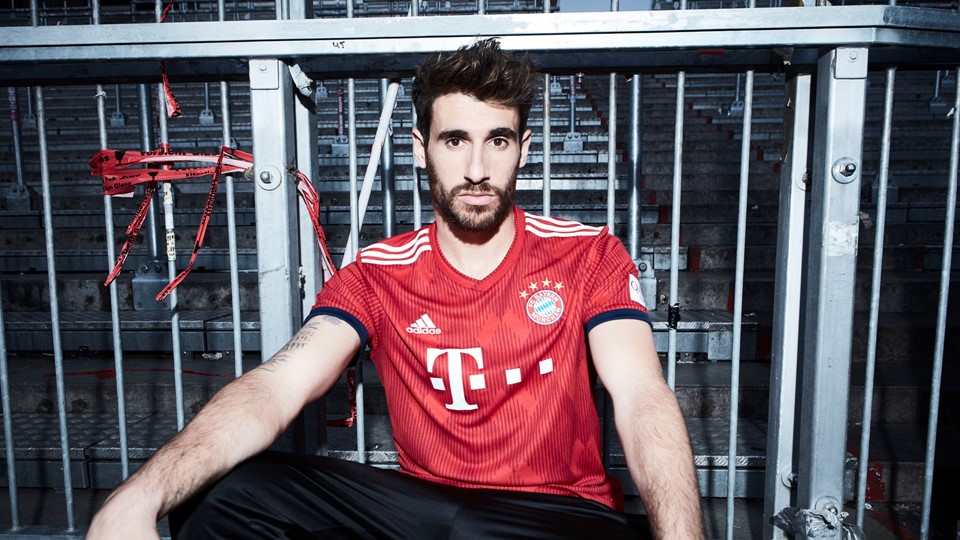 FCBFW18 HOME SOCIAL MARTINEZ 07