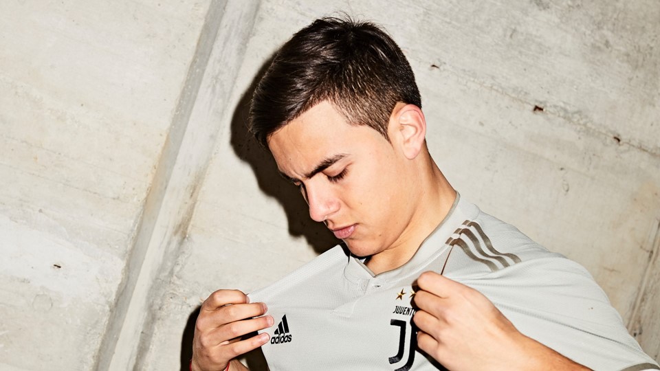 AClubs 2D Juventus SoccerBible Dybala 161